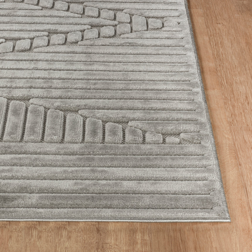 Mitsuko In- & Outdoor 3D High & Low Pile Textured Grey Rug