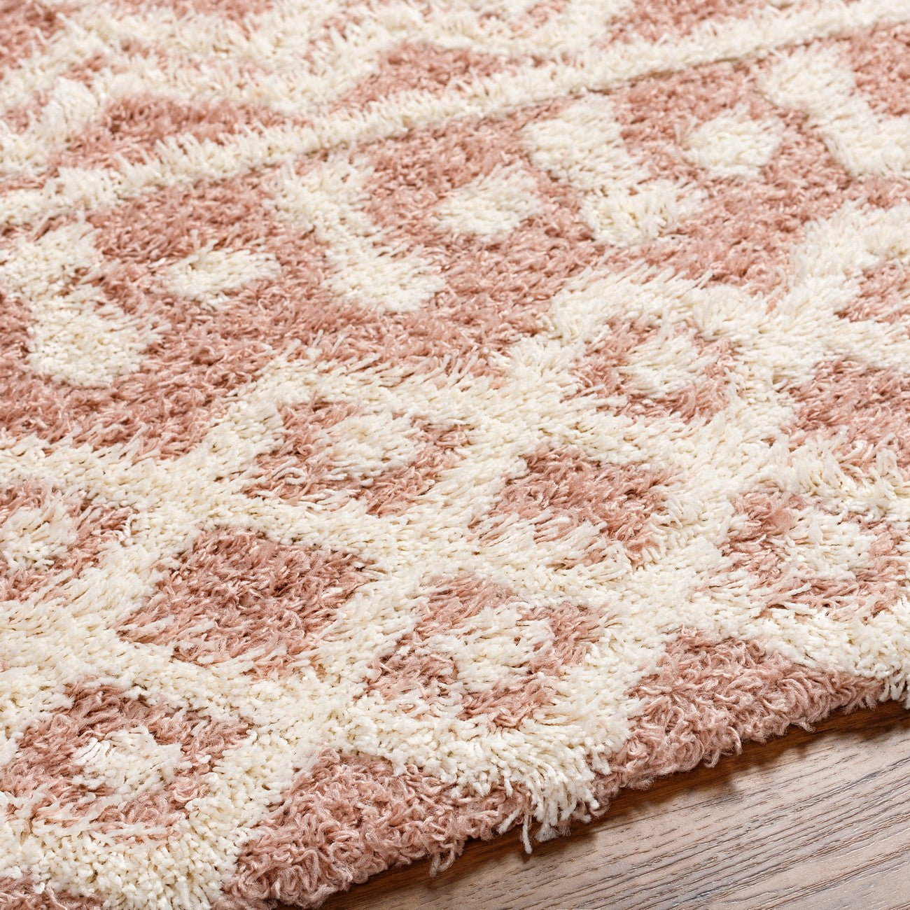 NOUR Shaggy Geometric Plush Pile Peach Area Rug Texture