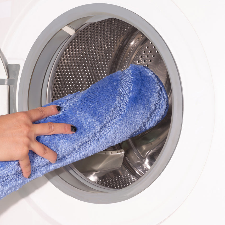 April 2-Piece Machine Washable Non-Slip Blue Bathroom Rug Set