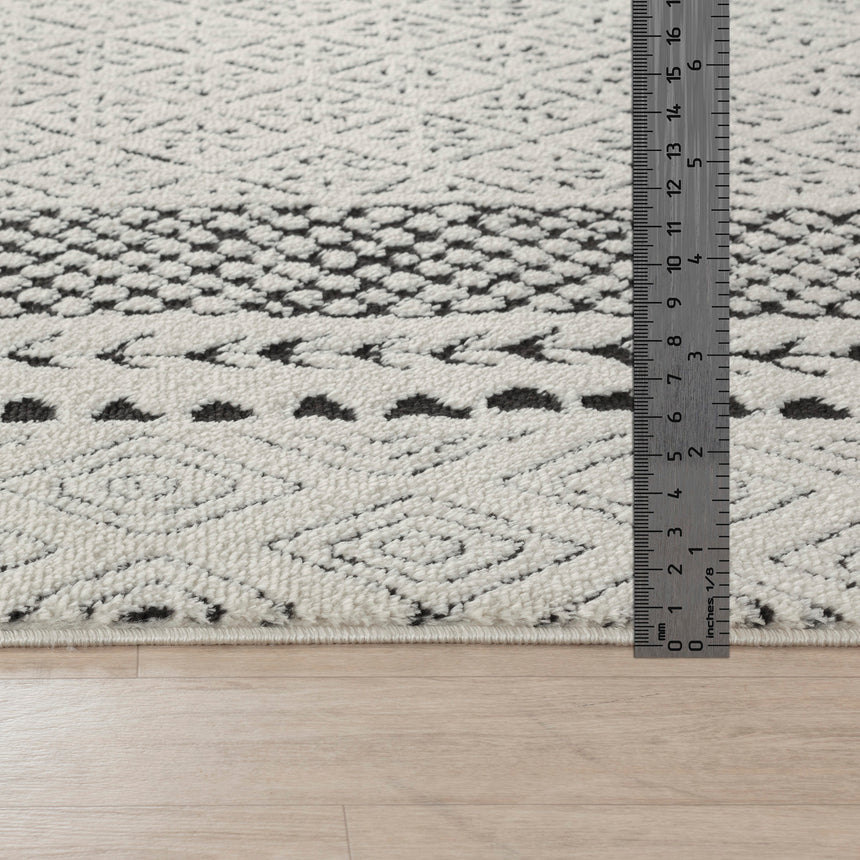 Ambre Scandi Modern High Pile Ivory/Black Rug