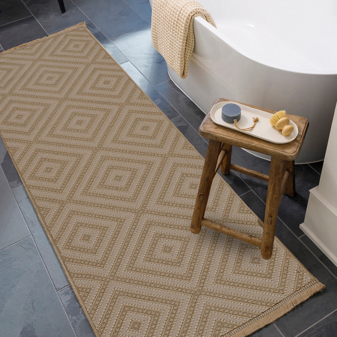 CHARDY Cottage Tan/Light Beige Machine Washable Jute Area Rug Roomscene