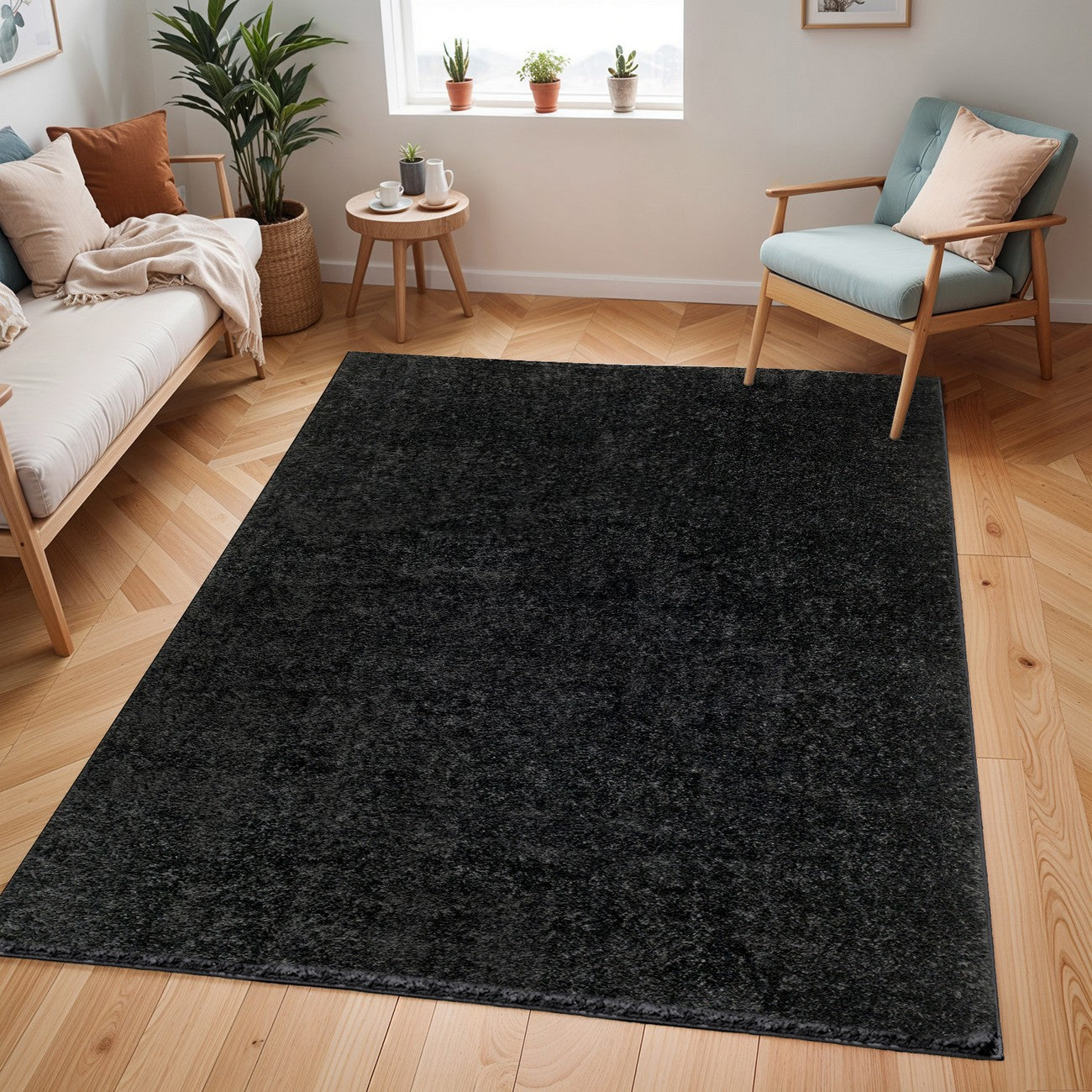 CLAIRE Round Shaggy Solid Color Plush Pile Black Area Rug Black Roomscene