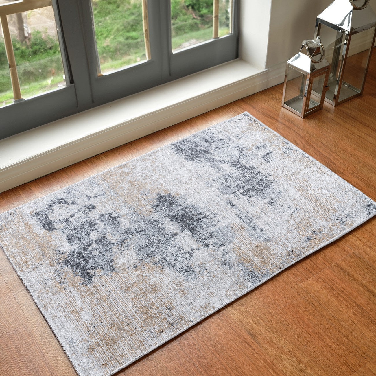 EDITH Abstract Modern Marble Charcoal/Amber Area Rug Roomscene