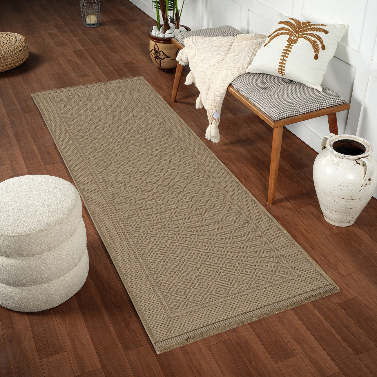 ESHA Cottage Tan/Beige Machine Washable Jute Area Rug Roomscene