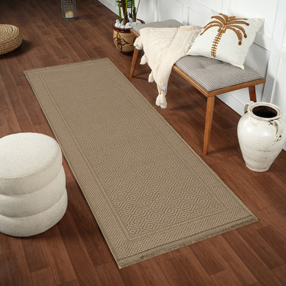 ESHA Cottage Tan/Beige Machine Washable Jute Area Rug Roomscene