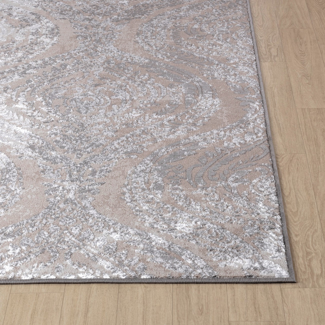 INGRID Vintage Traditional Oriental Boho White/Grey Area Rug Front