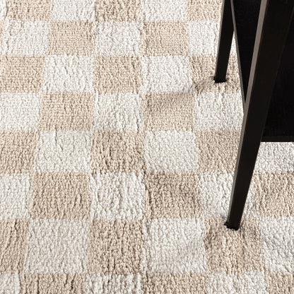 IZALINE Machine Washable Modern Shaggy Beige Area Rug Swatch