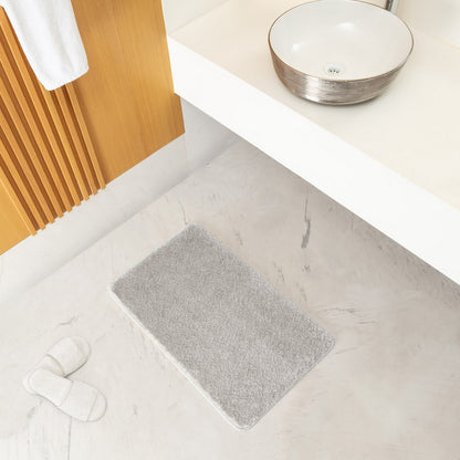 JUNE Machine Washable Non-Slip Light Grey Bathroom Rug Roomscene