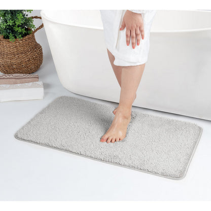 JUNE Machine Washable Non-Slip Light Grey Bathroom Rug Roomscene