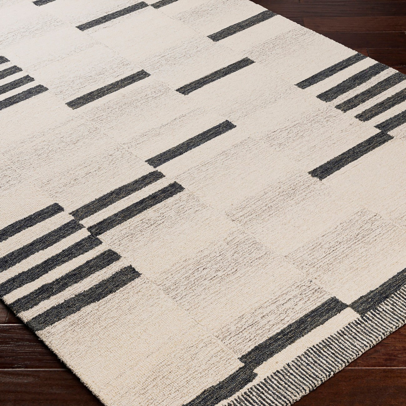 KAAYA Hand-Tufted Global Wool Beige Area Rug Corner