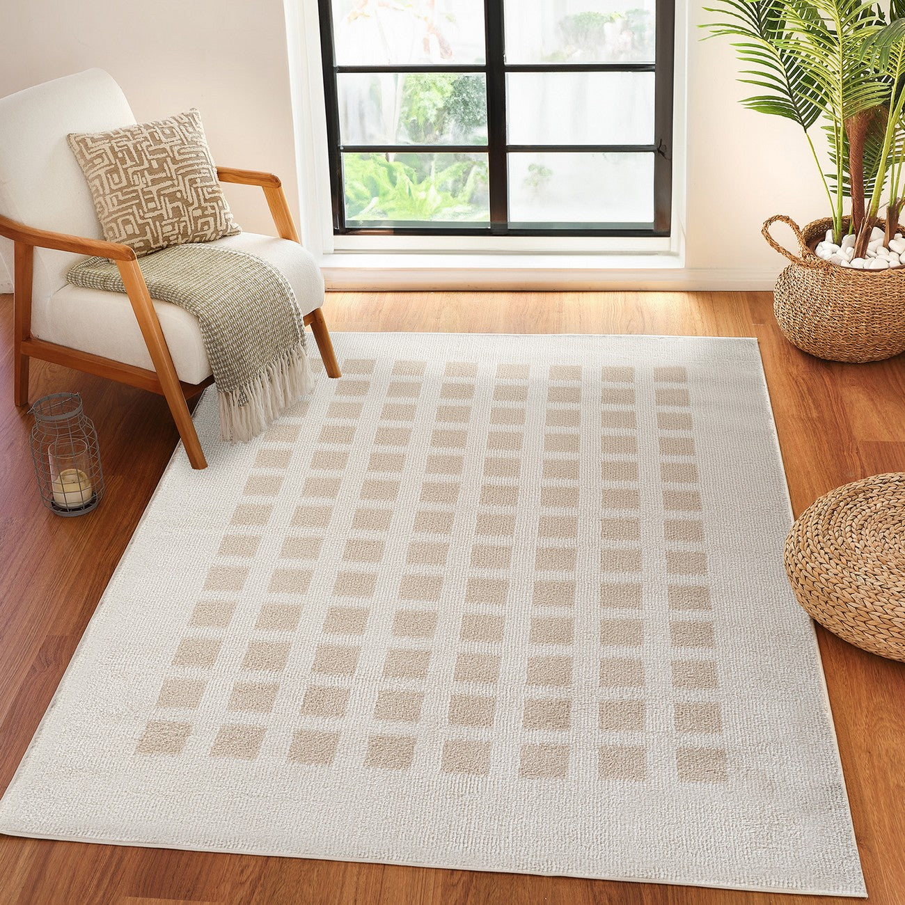 LAURINE Machine Washable Modern Shaggy Beige Area Rug Roomscene