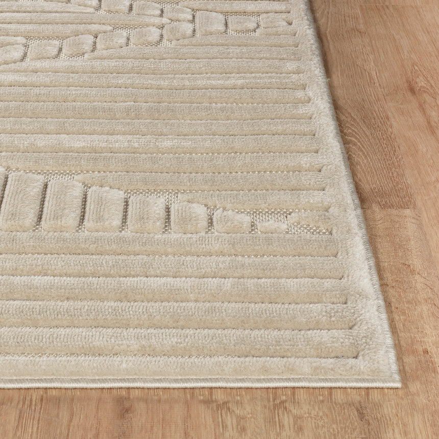Mitsuko In- & Outdoor 3D High & Low Pile Textured Beige Rug