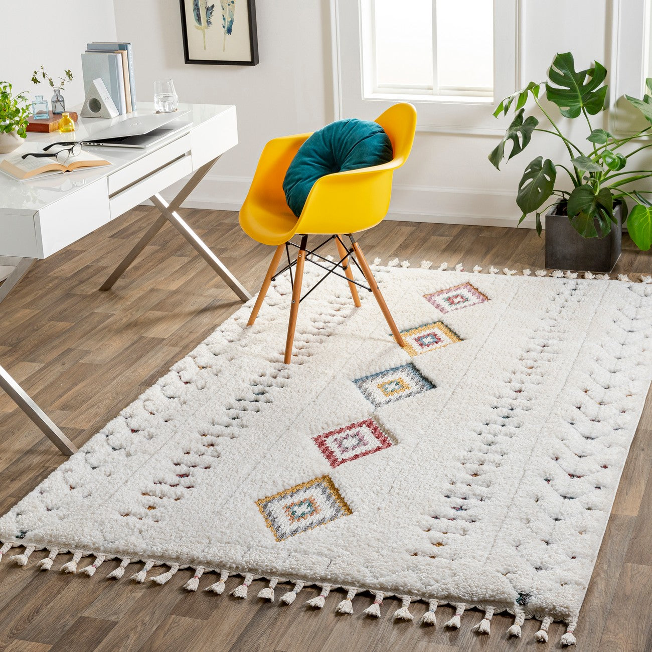 INO Shaggy Modern Boho Plush Pile Cream Area Rug Roomscene