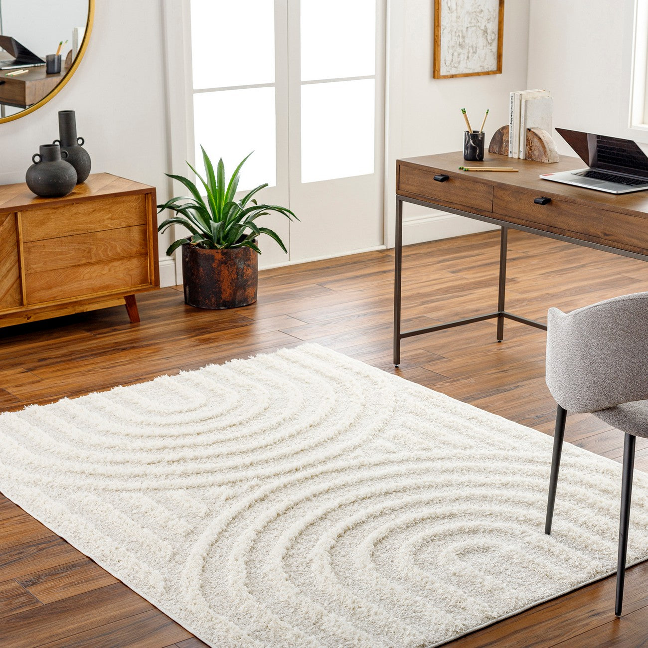 MARAVA Shaggy Modern Plush Pile Light Grey Area Rug Roomscene