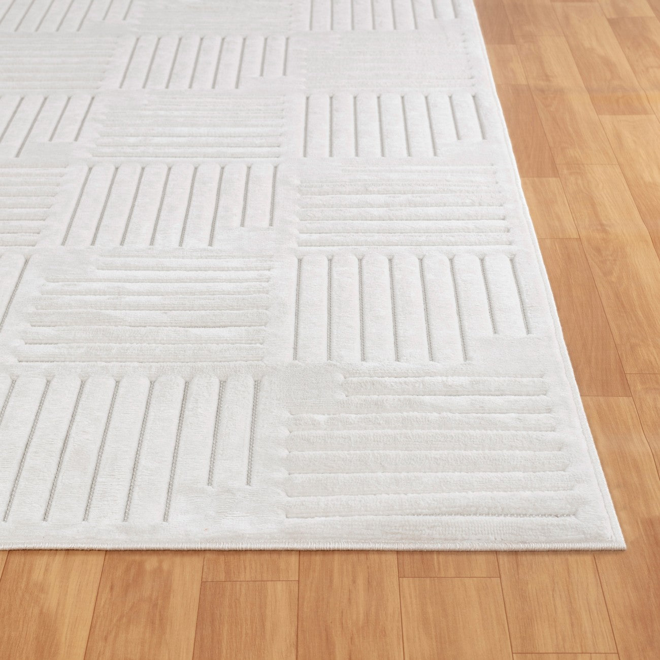 MIDORI Indoor & Outdoor Scandi Modern White Area Rug Front