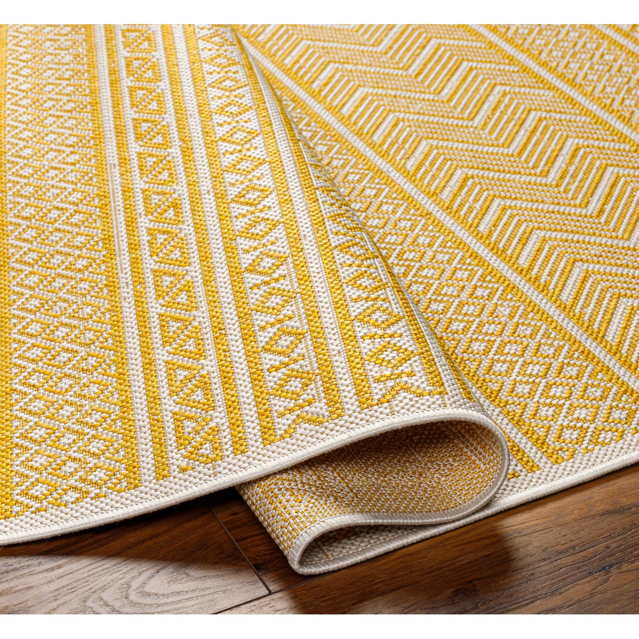 MIMI Indoor & Outdoor Global Saffron/Beige Area Rug Fold