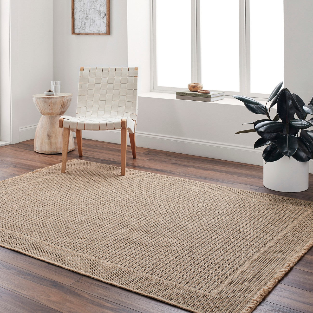 MINDY Indoor & Outdoor Cottage Jute-Look Beige Area Rug Roomscene
