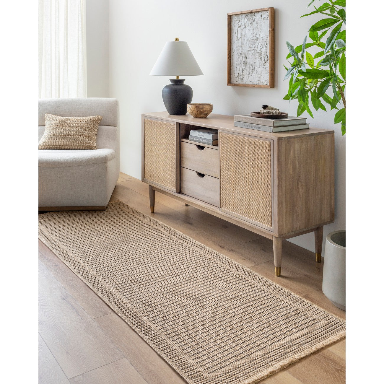 MINDY Indoor & Outdoor Cottage Jute-Look Beige Area Rug Roomscene