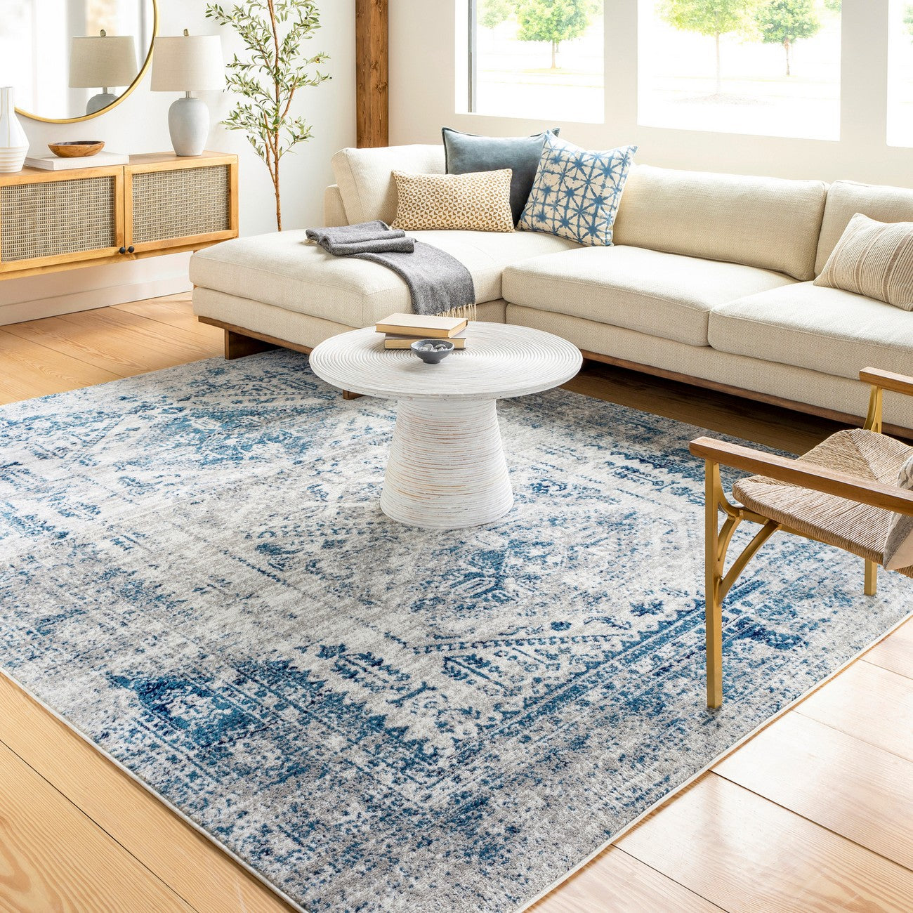 NEELAM Vintage Traditional Oriental Boho Sky Blue/Light Grey/White/Navy Area Rug Roomscene