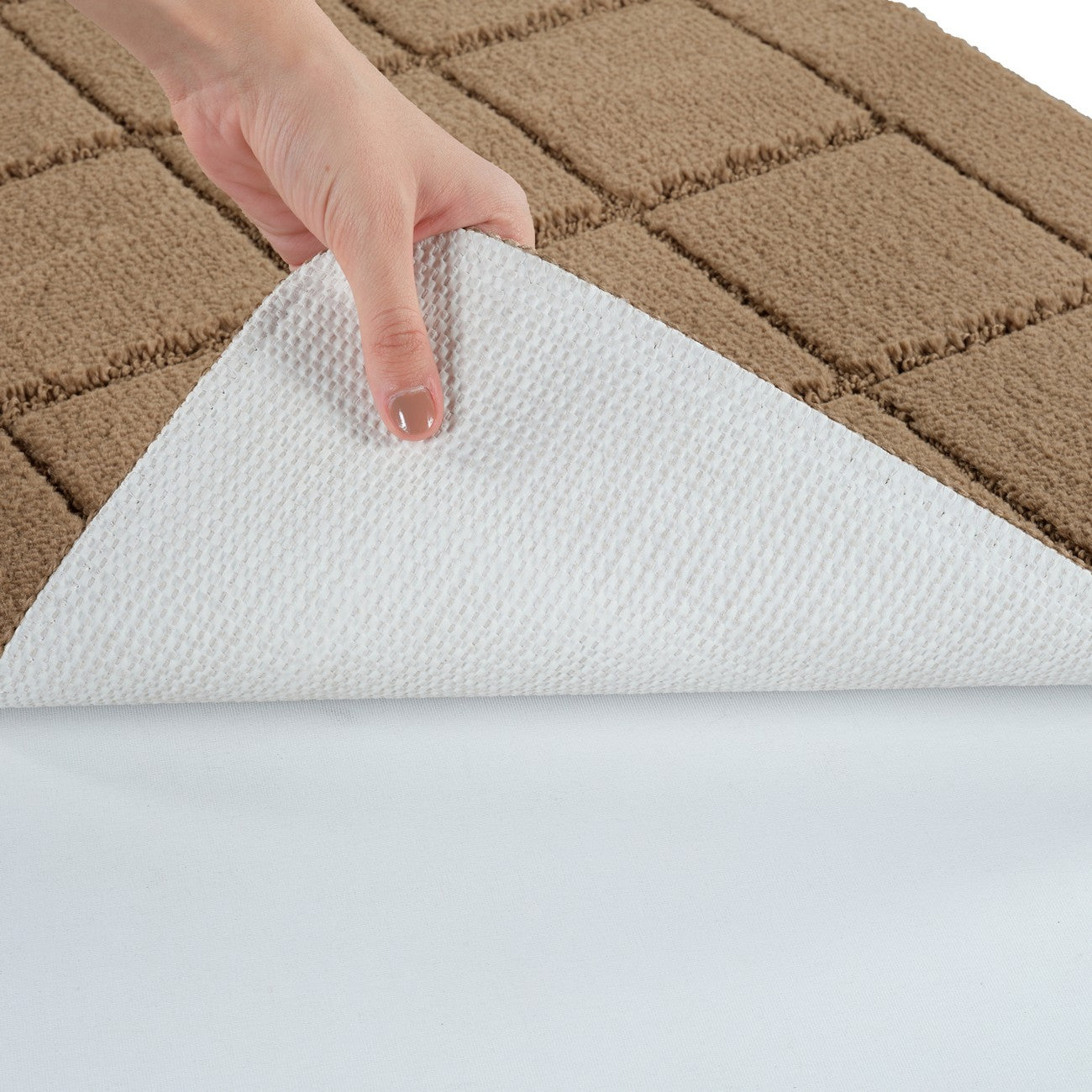 NOELLE 2 Piece Machine Washable Non-Slip Brown Bathroom Rug Set Detail