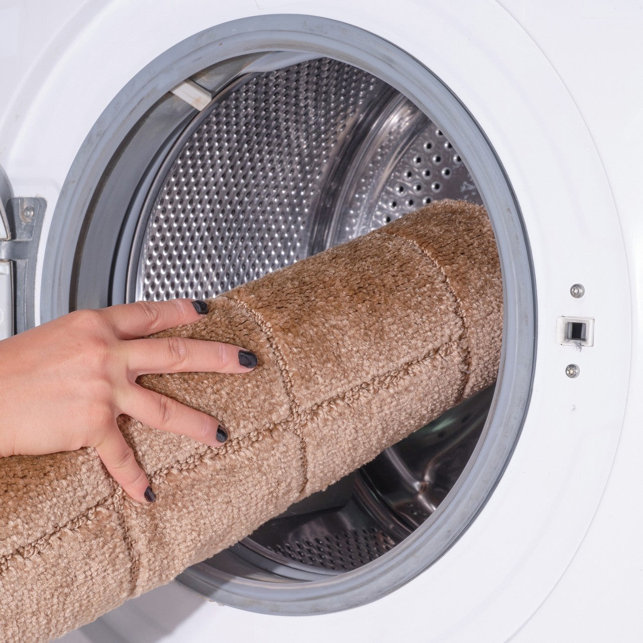 NOELLE 2 Piece Machine Washable Non-Slip Brown Bathroom Rug Set Washable