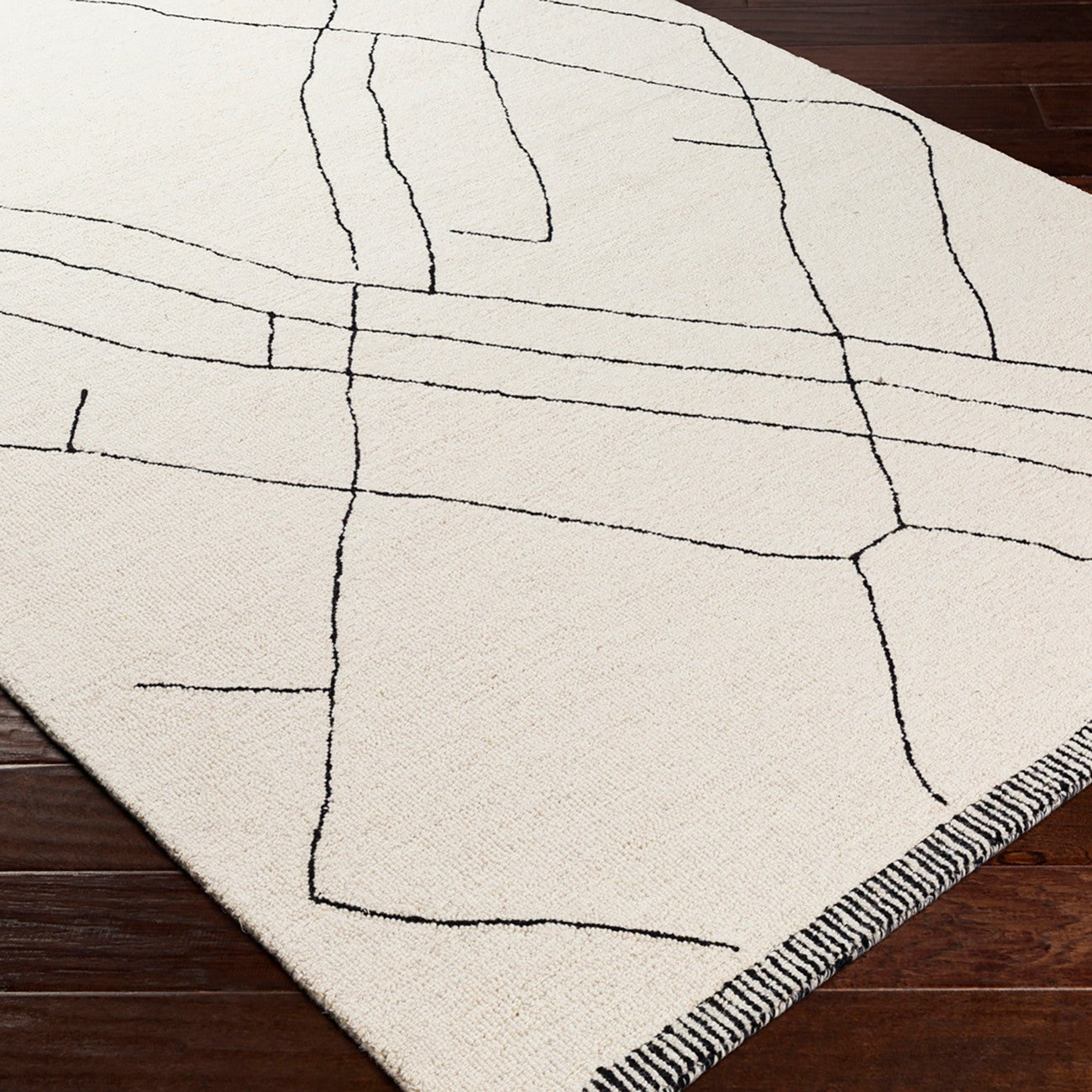 PRIYA VALLEY Hand-Tufted Global Wool Cream Area Rug Corner