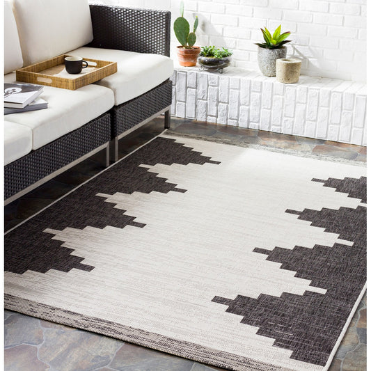 RUBAL Indoor & Outdoor Modern Black Area Rug Roomscene