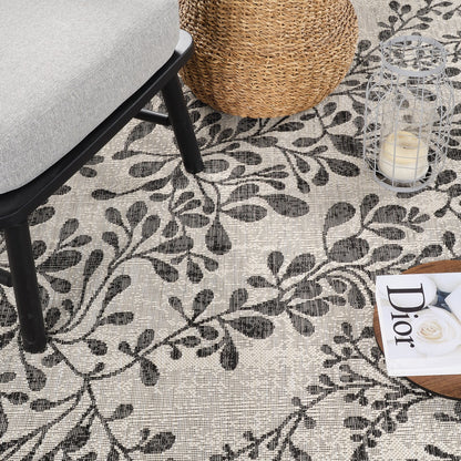 MOLLY Indoor & Outdoor Cottage Black/Beige Area Rug Swatch