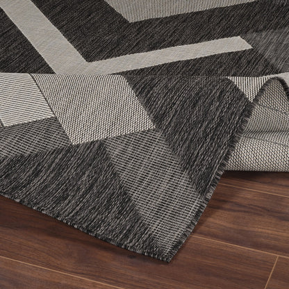 ABBY Indoor & Outdoor Modern Black/Ivory Area Rug Fold