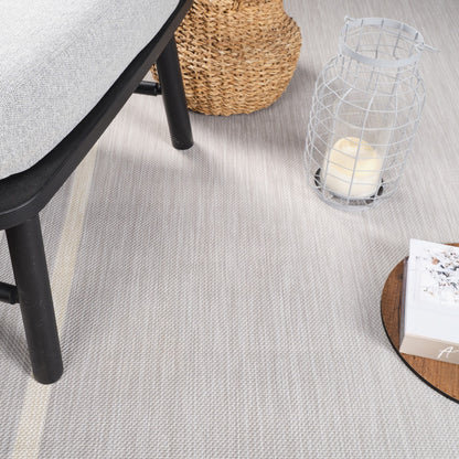 MARY Indoor & Outdoor Modern Light Grey/Ivory Area Rug Swatch