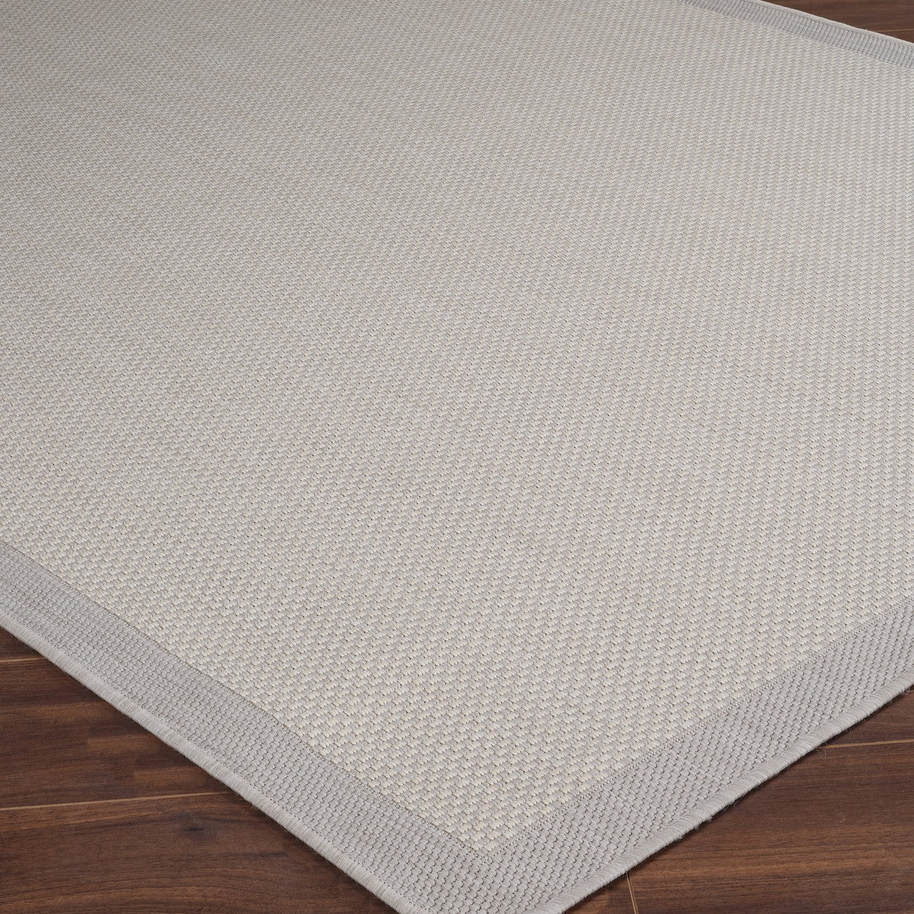 KACEY Indoor & Outdoor Modern Light Grey/Cream Area Rug Corner