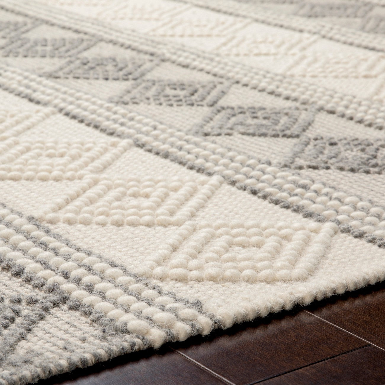 TARINI Hand-Woven Cottage Wool Charcoal Area Rug Texture