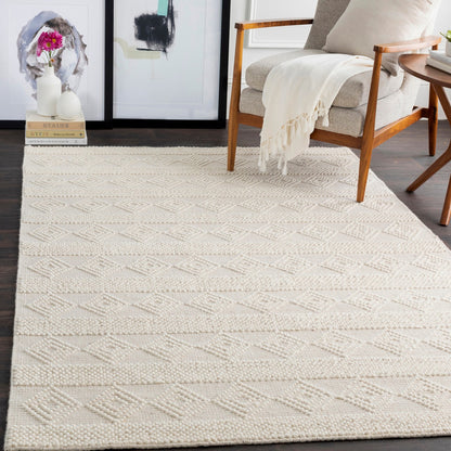 TARINI Hand-Woven Cottage Wool White Area Rug Roomscene