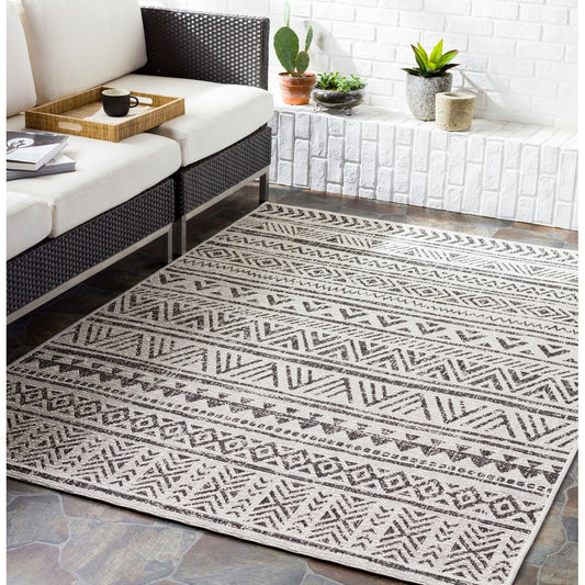 TITI Indoor & Outdoor Geometric Black Area Rug Roomscene