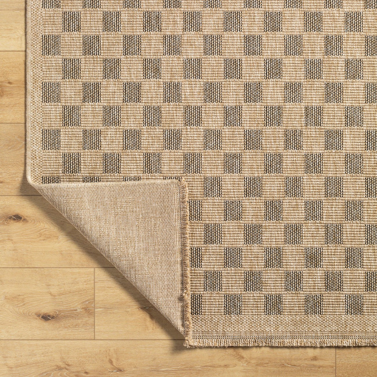 TORI Indoor & Outdoor Cottage Jute-Look Light Brown/Black Checkered Area Rug Fold
