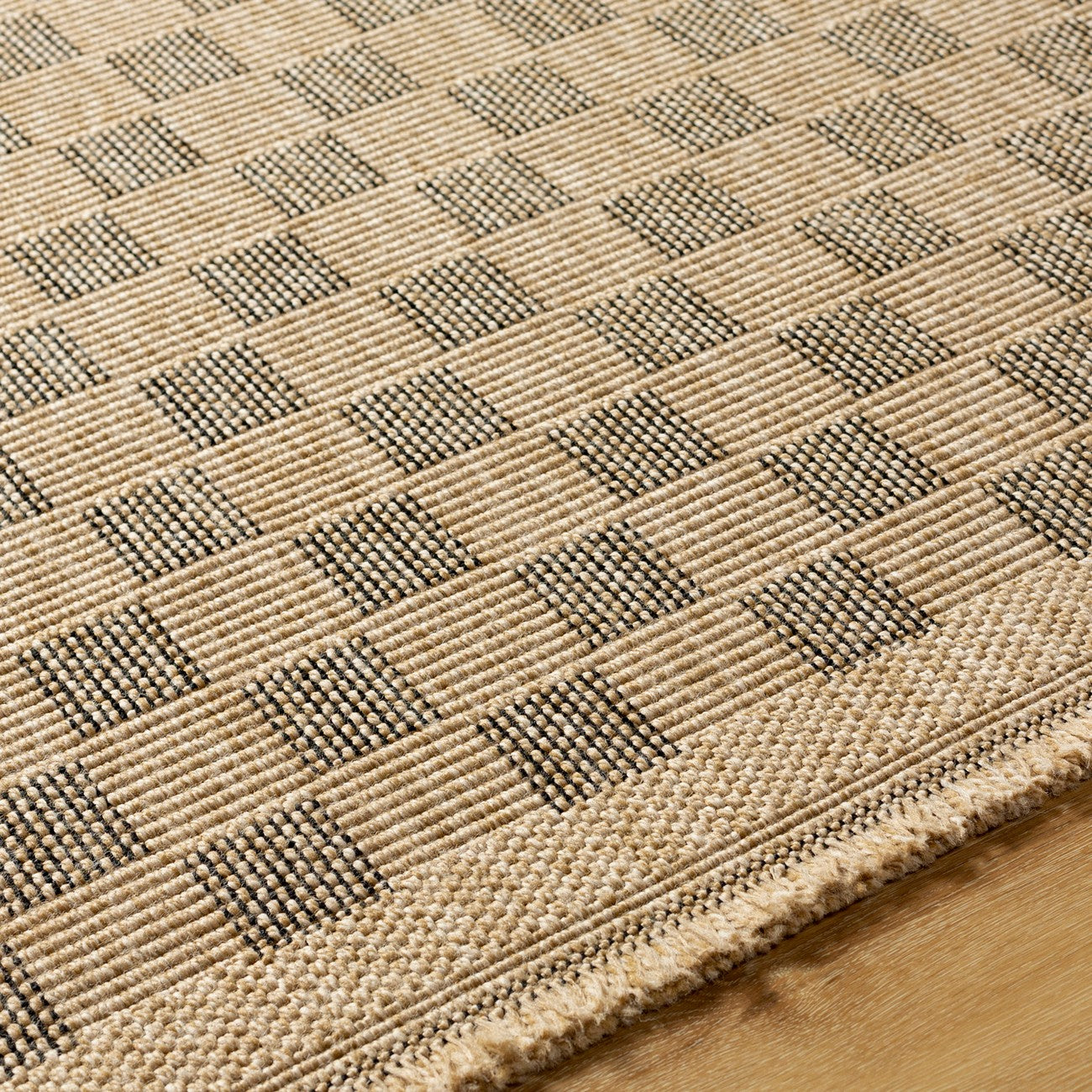 TORI Indoor & Outdoor Cottage Jute-Look Light Brown/Black Checkered Area Rug Texture