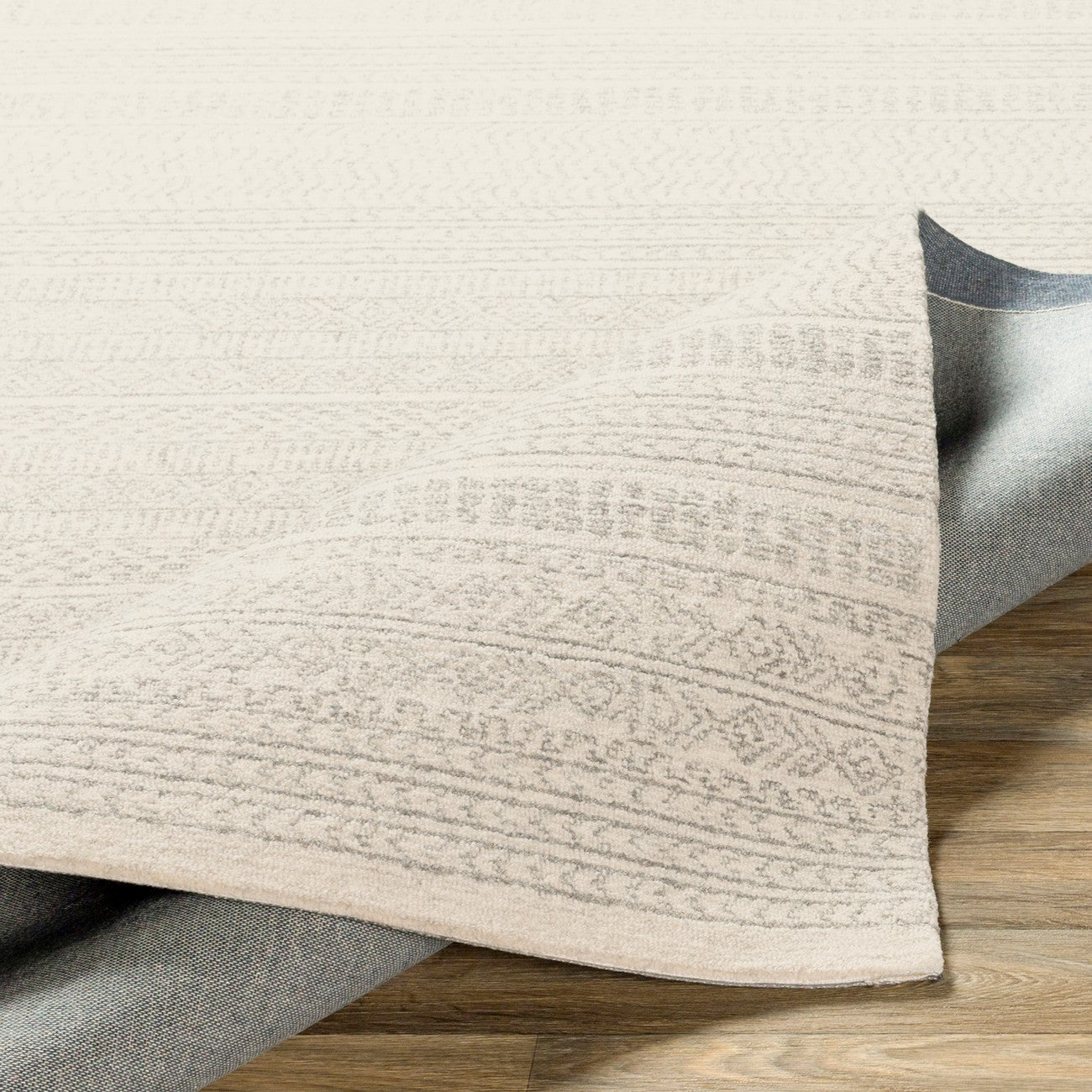 VANIYA Hand-Tufted Global Wool Grey Area Rug Fold