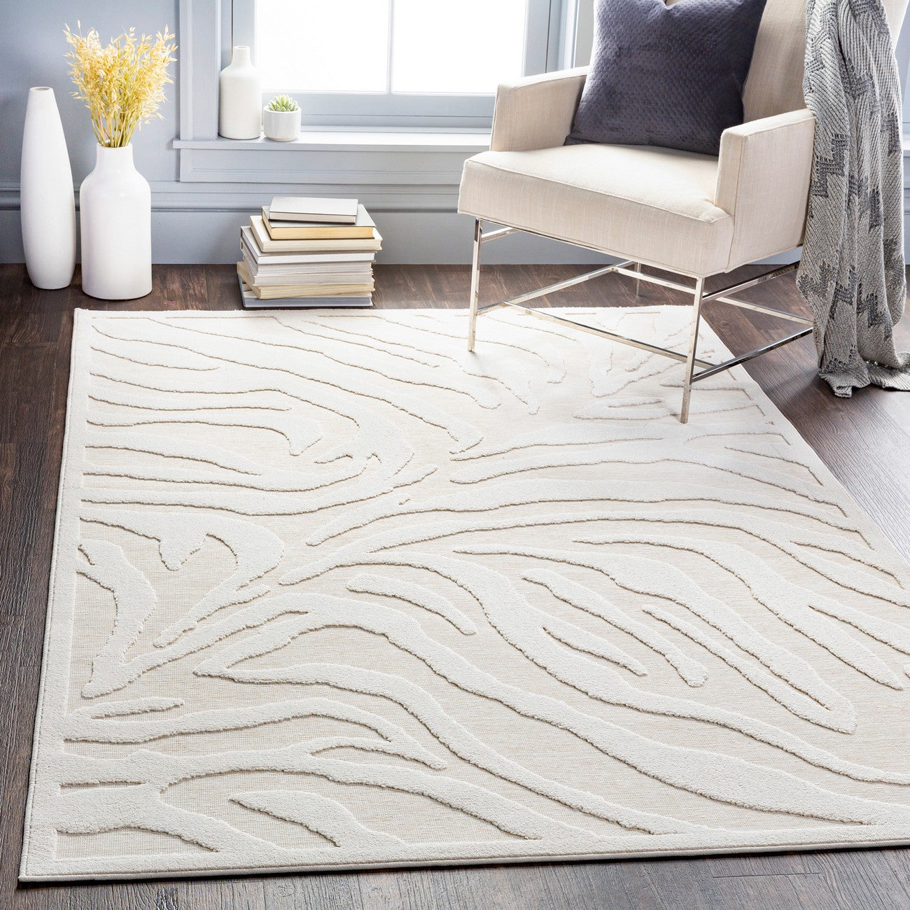 VEERA Indoor & Outdoor Modern Cream Area Rug Roomscene