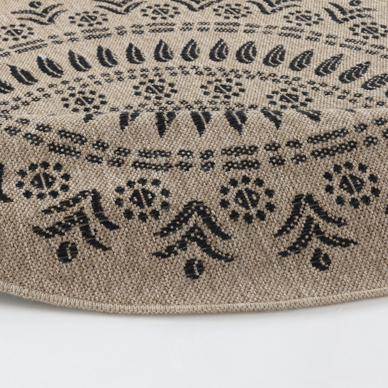 VERA Round Indoor & Outdoor Cottage Jute-Look Beige/Black Area Rug Fold