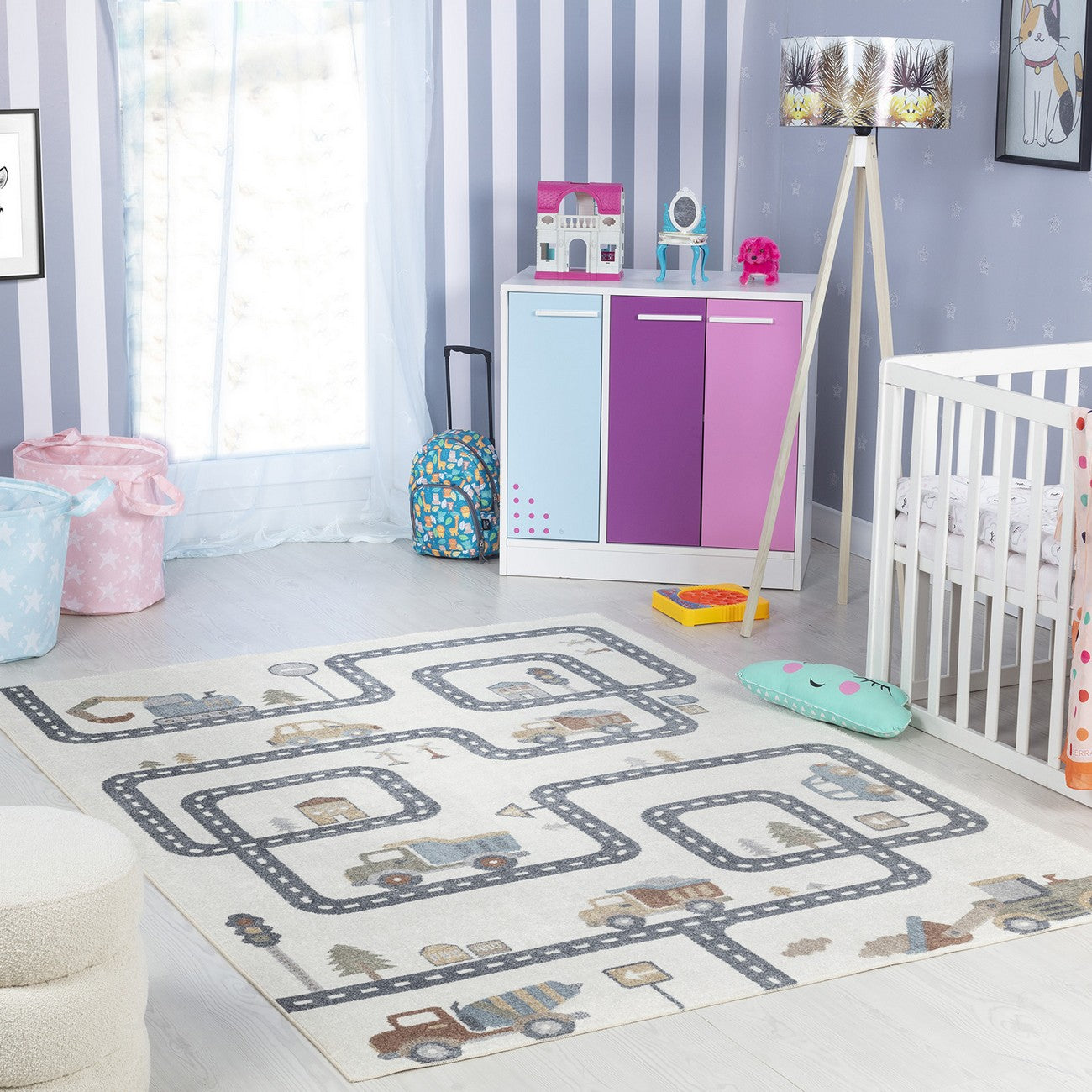 VROOMVILLE City Road Rug - Machine Washable Beige/Grey Kids Room Rug Roomscene