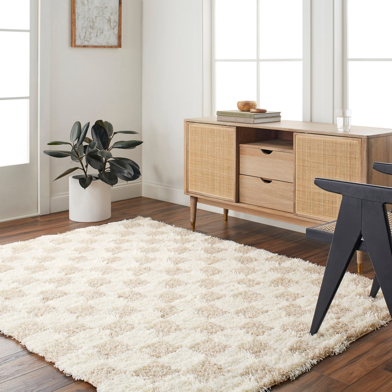 WILLA Shaggy Modern Plush Pile Light Beige Checkered Area Rug Roomscene