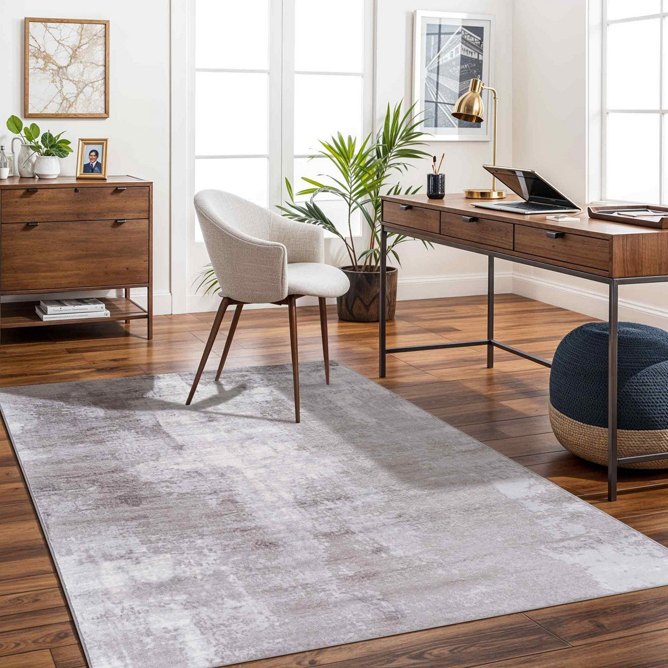 GIULIA Abstract Modern Marble Light Grey Area Rug Roomscene