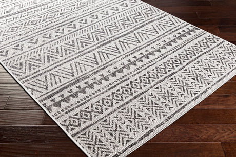 Titi In- & Outdoor Geometric Black Rug - Image 6